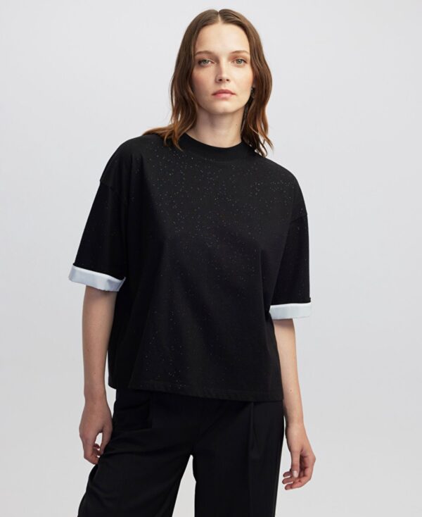 İPEKYOL NAKIŞLI COLORBLOCK TİŞÖRT