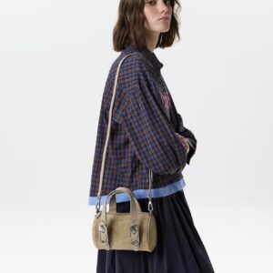 TWİST METAL ÇENGELLİ İĞNE AKSESUARLI ÇANTA